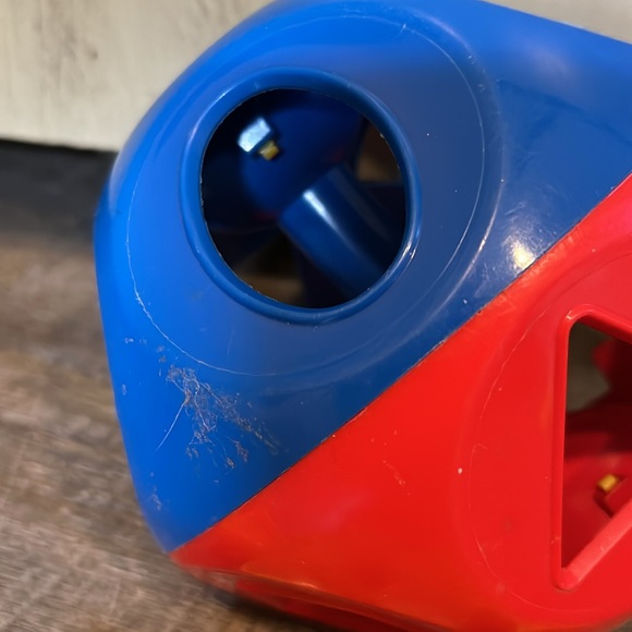 Tupperware shape-o-toy - Picture 2 of 2